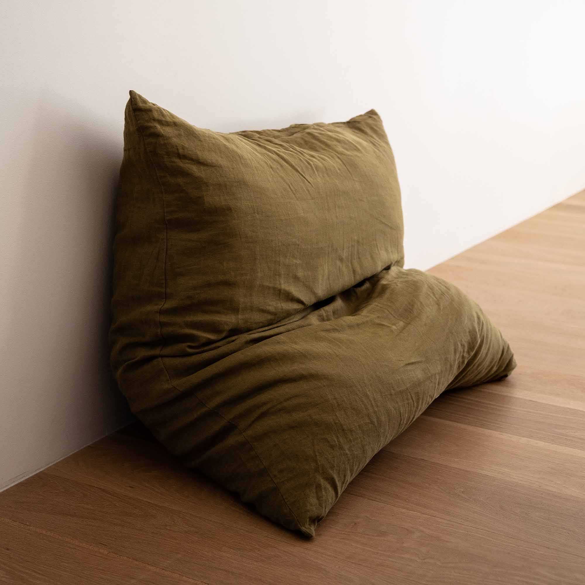 vintage floor cushion　グリーンベージュ kt1285a-1.jpg