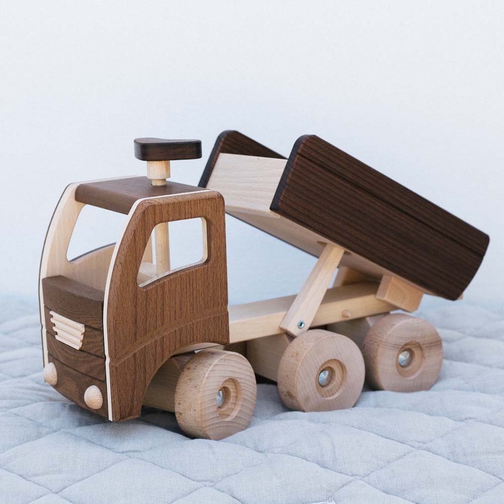 Warren Hill Goki Nature Dump Truck Wooden Toys