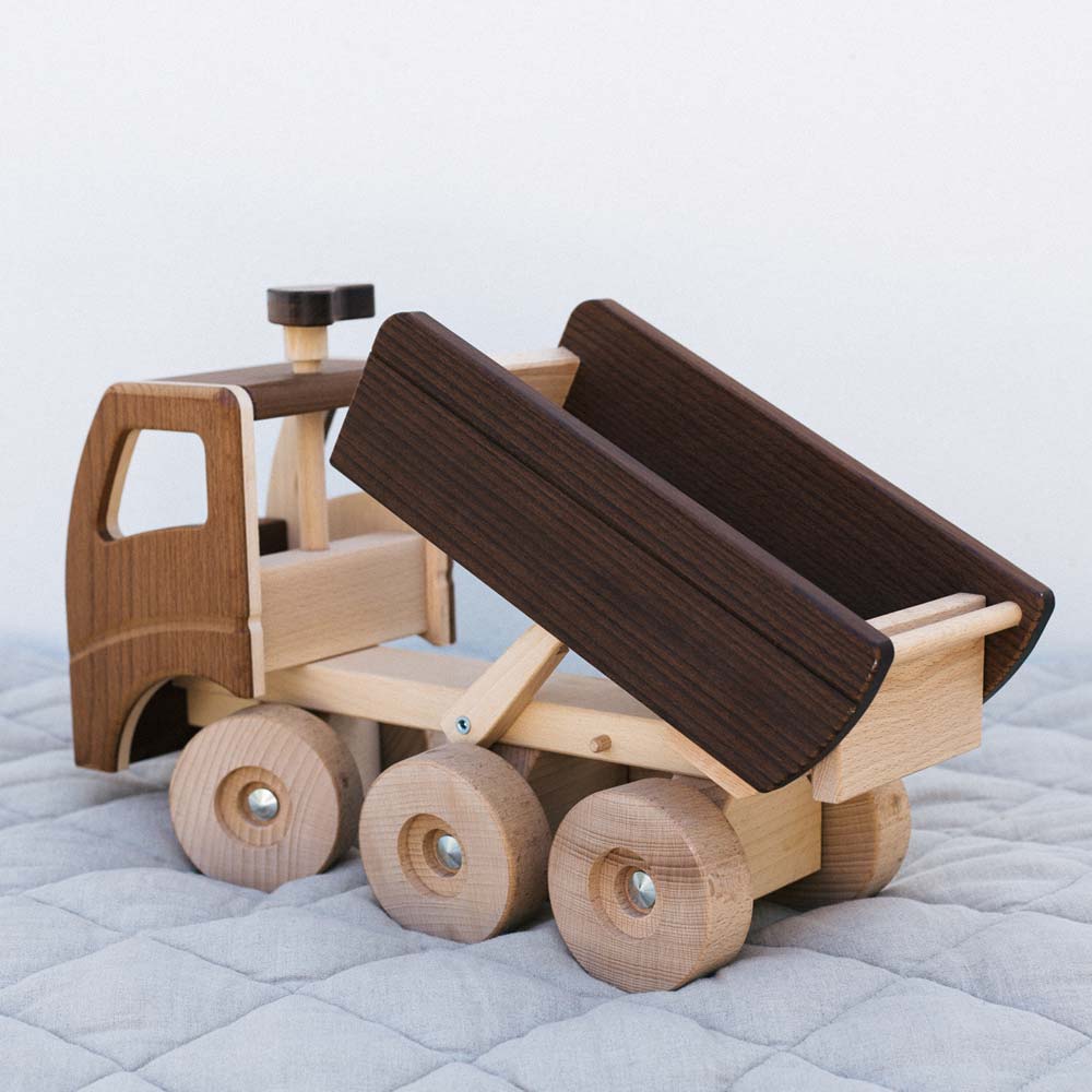Warren Hill Goki Nature Dump Truck Wooden Toys