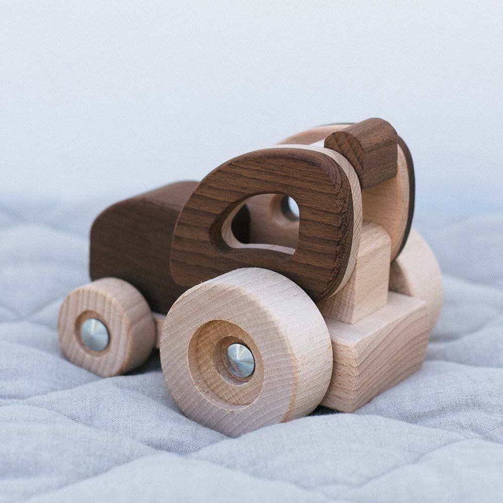 Warren Hill Goki Nature Tractor Wooden Toys