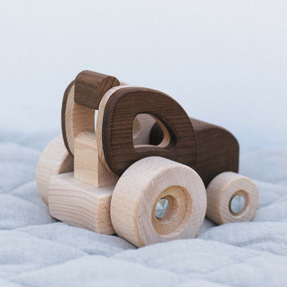 Warren Hill Goki Nature Tractor Wooden Toys